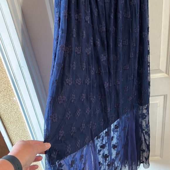 TORRID Maxi Dress Netting with Kick Pleats over Short Slip Size 0 - Picture 3 of 12